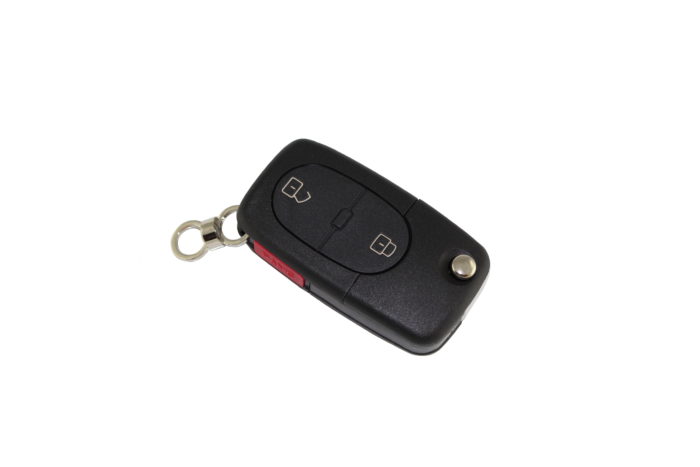 Audi 2-nappinen Avaimen Kotelo/Stiletti Paniikkinapilla - Image 3